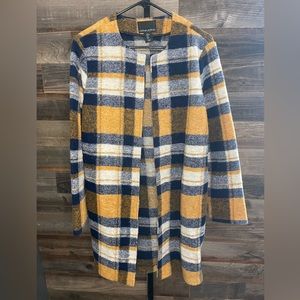 EUC Cynthia Rowley Wool Topper